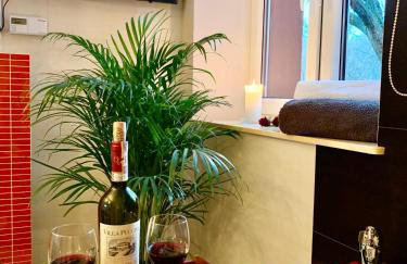 LAS SŁUPSKI PREMIUM LOVE APARTAMENT NR5 Wifi Netflix Smart TV50 full kitchen double bathtub up to 4 people full pleasure quality stay - Photo 1