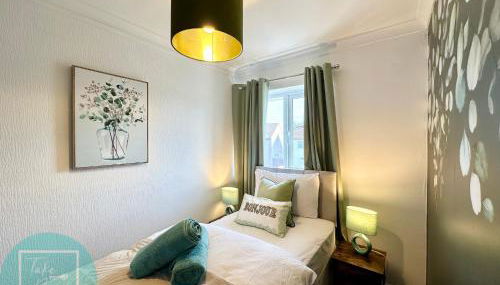 Stylish 3-Bedroom St Helens Home with Parking & Wi-Fi - Foto 3