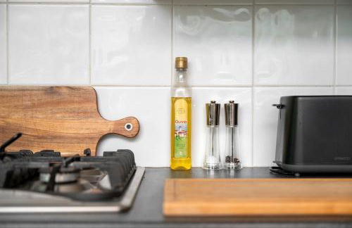 No24Sandbach - Home from Home - Exclusive Dog Friendly House & Garden - Photo 24