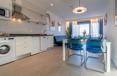 Edificio Santiago by Plaza Mayor Apartamentos - Photo 22