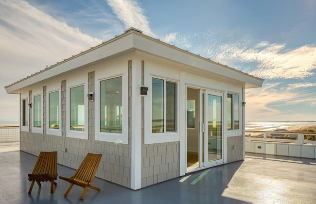 Ocean's Eye by Avantstay Beach Front Home w/ Roof Top, Pool & Putting Green! - Foto 44