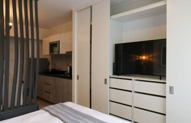 Modern Loft Overlooking Estadio Luis Galdez - Foto 12