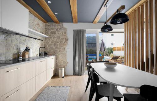 Villa Sulic - Heated Pool and Mountain View - Foto 19