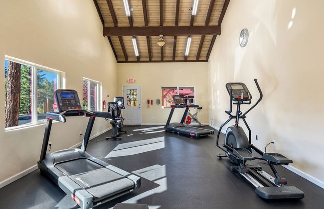 Roundhouse Resort - Photo 54