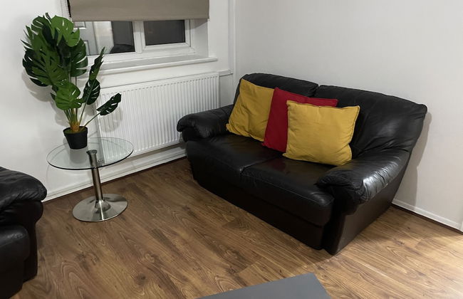 Tividale Mews B69 2 Bed Flat With Garden Parking - Foto 6