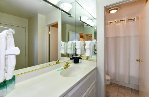 Private Golf Resort Setting 3 bedrooms - Photo 10