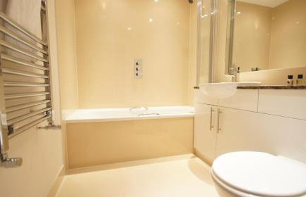 Crompton Court Apartments - Foto 25