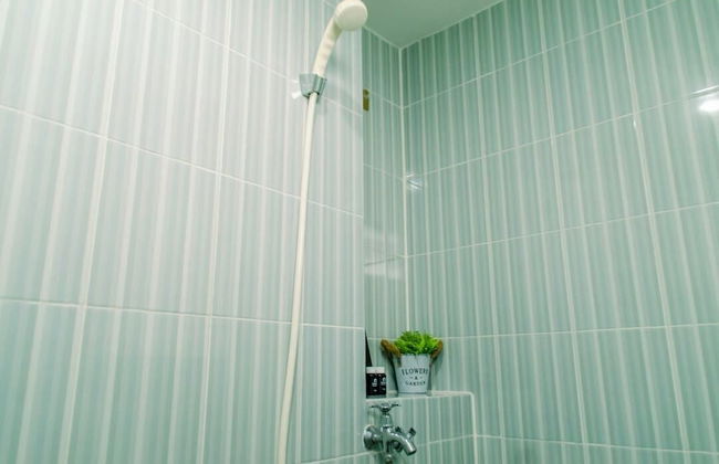 Homey And Simply 2Br At Cinere Resort Apartment - Photo 12