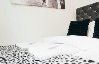Snug 1 Bed Apartment in Derbyshire with Free Parking - Foto 9