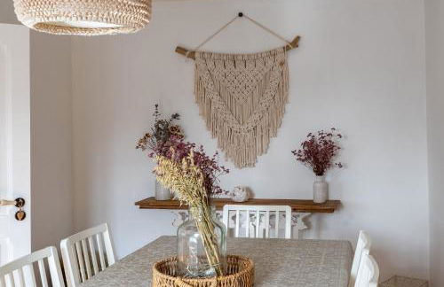 Charmingly Renovated Village House in Sintra, Penedo - Photo 33