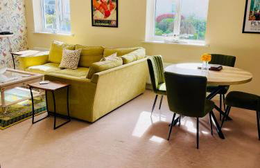 The Coach House - Photo 3