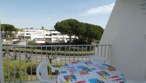 2 Pièces avec Piscine, Proche Plage et Commerces, Quartier Calme avec Parking Privé - FR-1-328-145 - Foto 2