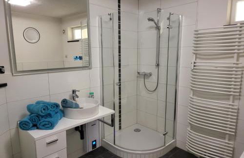 Top ausgestattetes drei Zimmer Apartment mit großer Sonnenterrasse - Foto 16