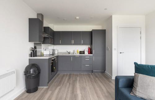 31 Grand Court - Lovely Home Near Canal, Park, & Central MK - Photo 6