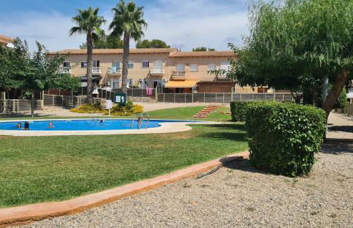 Adosada, Piscina, Família y Vacaciones - Foto 23