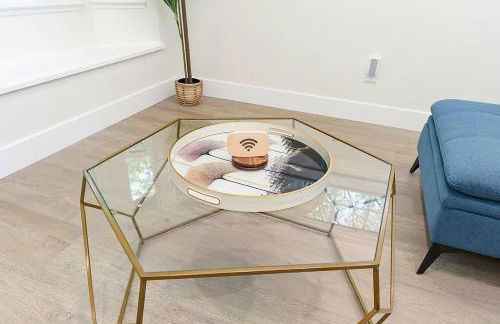 East Sac Getaway, Walking Distance to Hospitals - Photo 10