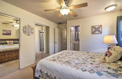 Home with Screened Porch about 10 Miles to Dtwn OKC! - Foto 13