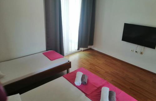Apartmani Tina - Photo 2
