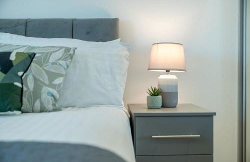 Skyvillion - London River Thames Top Floor Apartments by Woolwich Ferry, Mins to London ExCel, O2 Arena , London City Airport with Parking - Foto 50