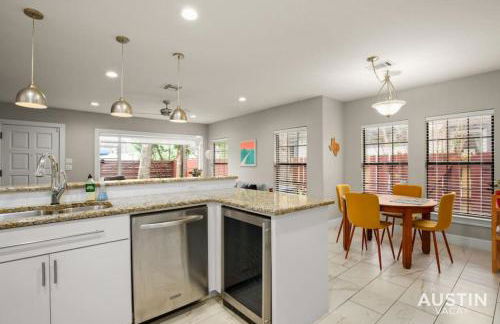 Gorgeous Home in Heart of Zilker with Full Kitchen - Foto 12