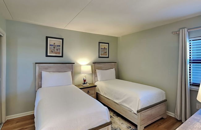 Ocean Breeze West by Southern Vacation Rentals - Foto 47