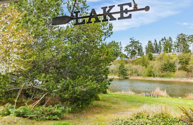 Totally Beachin' Getaway by Avantstay Waterfront - Foto 34