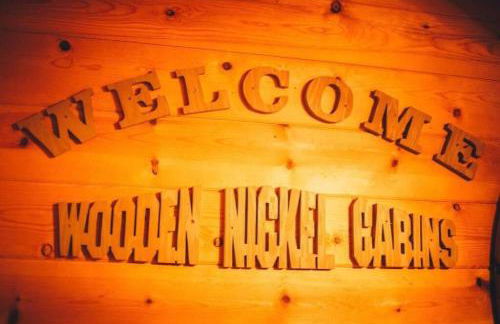 Cabin #1 Buffalo Herd -Pet Friendly - Sleeps 6 - Playground & Game Room - Foto 22