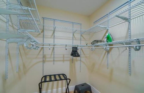 New Resort Style Oasis ~ LED Pool & Game Room - Foto 12