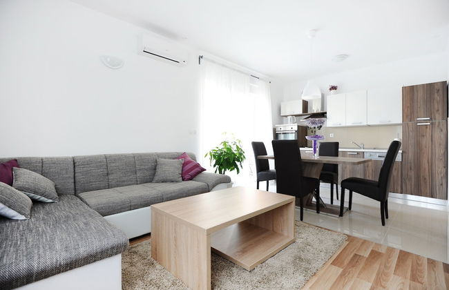 Apartments Hills - Photo 51