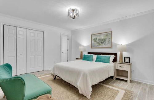 Lakefront, Saltwater Pool, Backyard Oasis, Private Dock, Home Gym - Foto 30