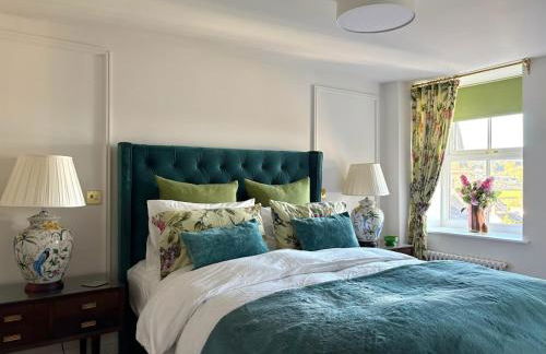 Boutique High Street Apartment In Crickhowell - Photo 36