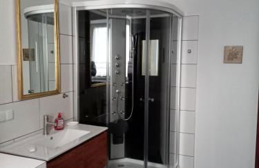 Apartment O3 - Gehobene 6-Zimmer Wohnung 180qm für 1-7 Personen 1x DZ 1x ZZ 3x EZ - Foto 19