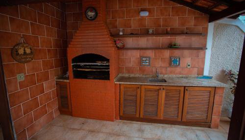 Casa a 50m da Praia de Itacoatiara Niteroi RJ - Foto 2