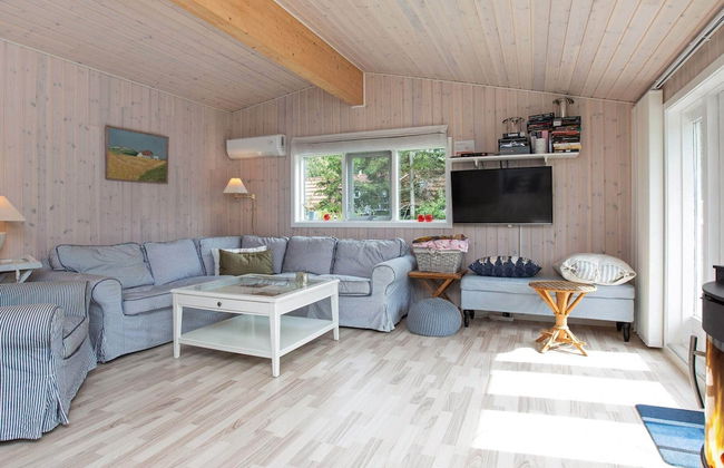 6 Person Holiday Home in Hojby - Photo 7