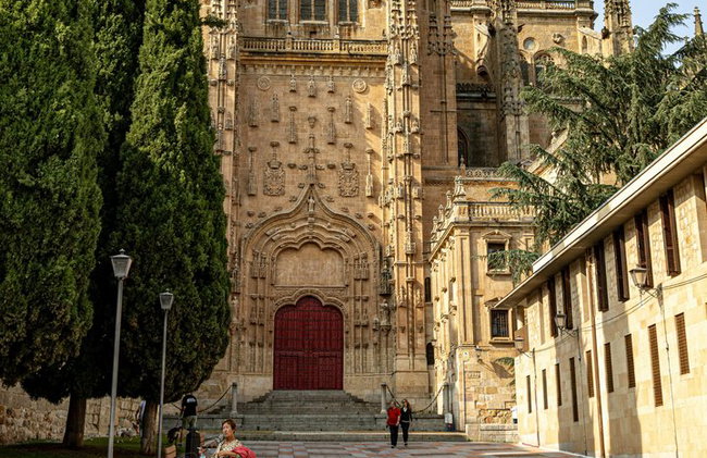 Legends and Real Stories Self Guided Tour of Salamanca - Photo 4