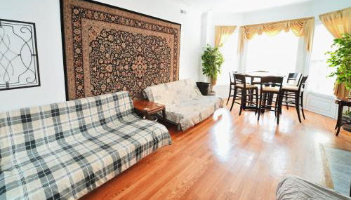 Stone Mansion Sleeps 10-20 Free TV & Parking - Foto 5