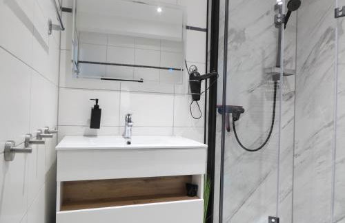 Citylife Winterberg Ferienwohnung Pool Sauna 5 Pers near Ski Lift Wifi PS4 - Foto 14