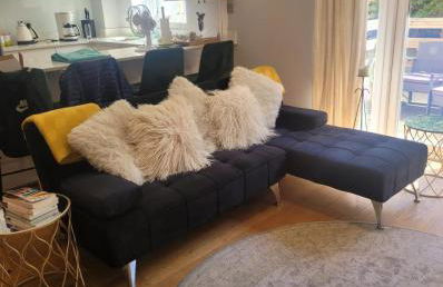 Three Bedroom Apartment by Beautiful Park - Photo 8