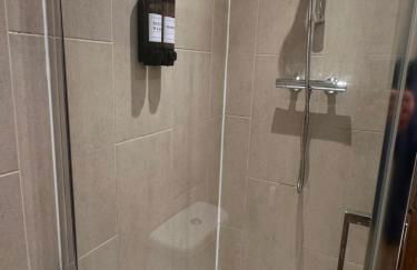 Central Euston and Kings Cross Apartments - 1 min walk - Foto 20