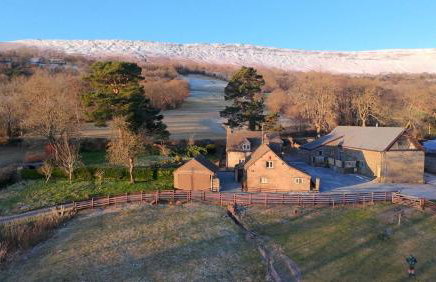 White Haywood Farmhouse - Photo 1