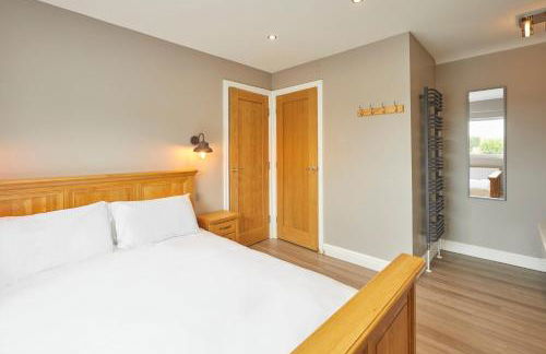 Host & Stay - The Old Jail Barber's Shop - Foto 22