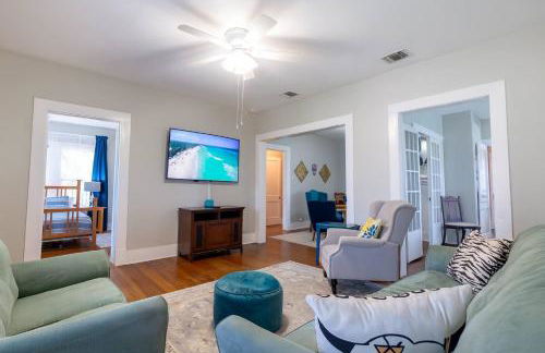 Pets OK • Backyard - 3 miles to River Walk & Alamo - Foto 12