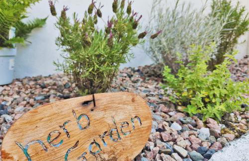 Mourne Mountain Art Apartments - Foto 54