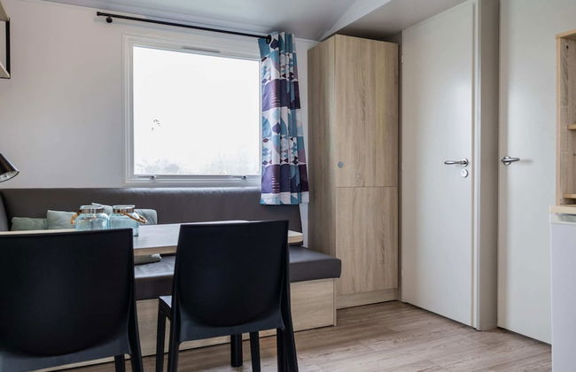 Modern 6-person Chalet in the Frisian Countryside, 3 Bedrooms and Wifi - Foto 57