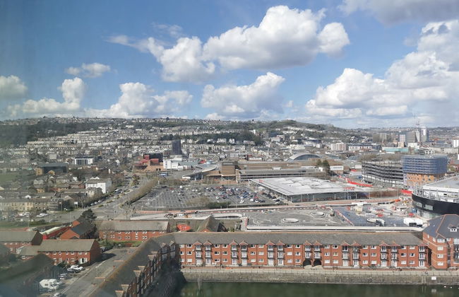 Panoramic View - Photo 13