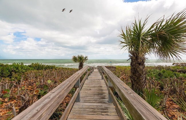 Melbourne Beach Oceanfront Villa w/ Pool - Foto 35