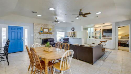 Deck and Cliffside Belton Lake Views Temple Retreat - Foto 3