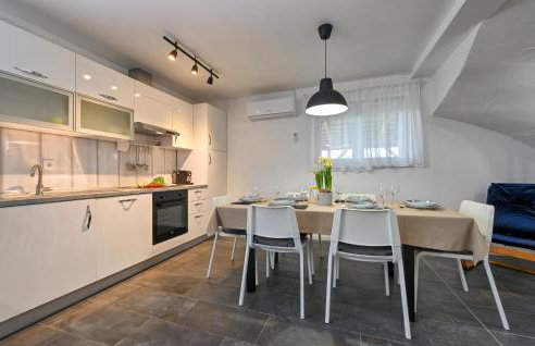 Beautiful Home In Turcin With Sauna - Foto 5