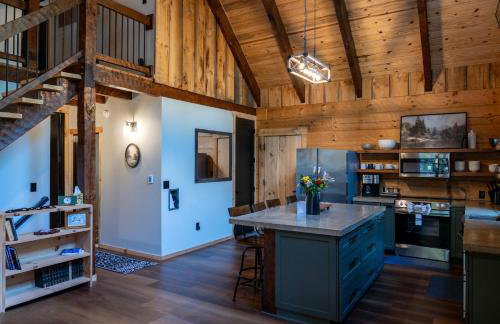 Foxhole Cabin, New custom log cabin in Shenandoah Valley - Photo 17