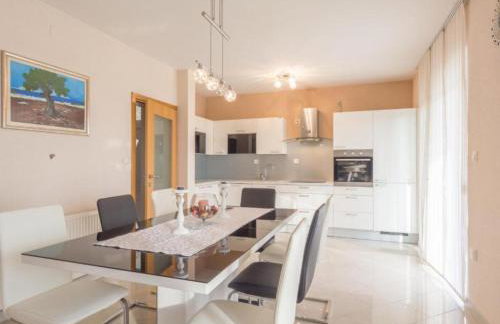 Holiday House BALEN with Swimming Pool - Foto 66